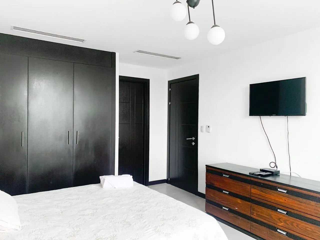 Departamentos De Lujo En Puerto Santa Ana, Guayaquil Ecuador Apartment