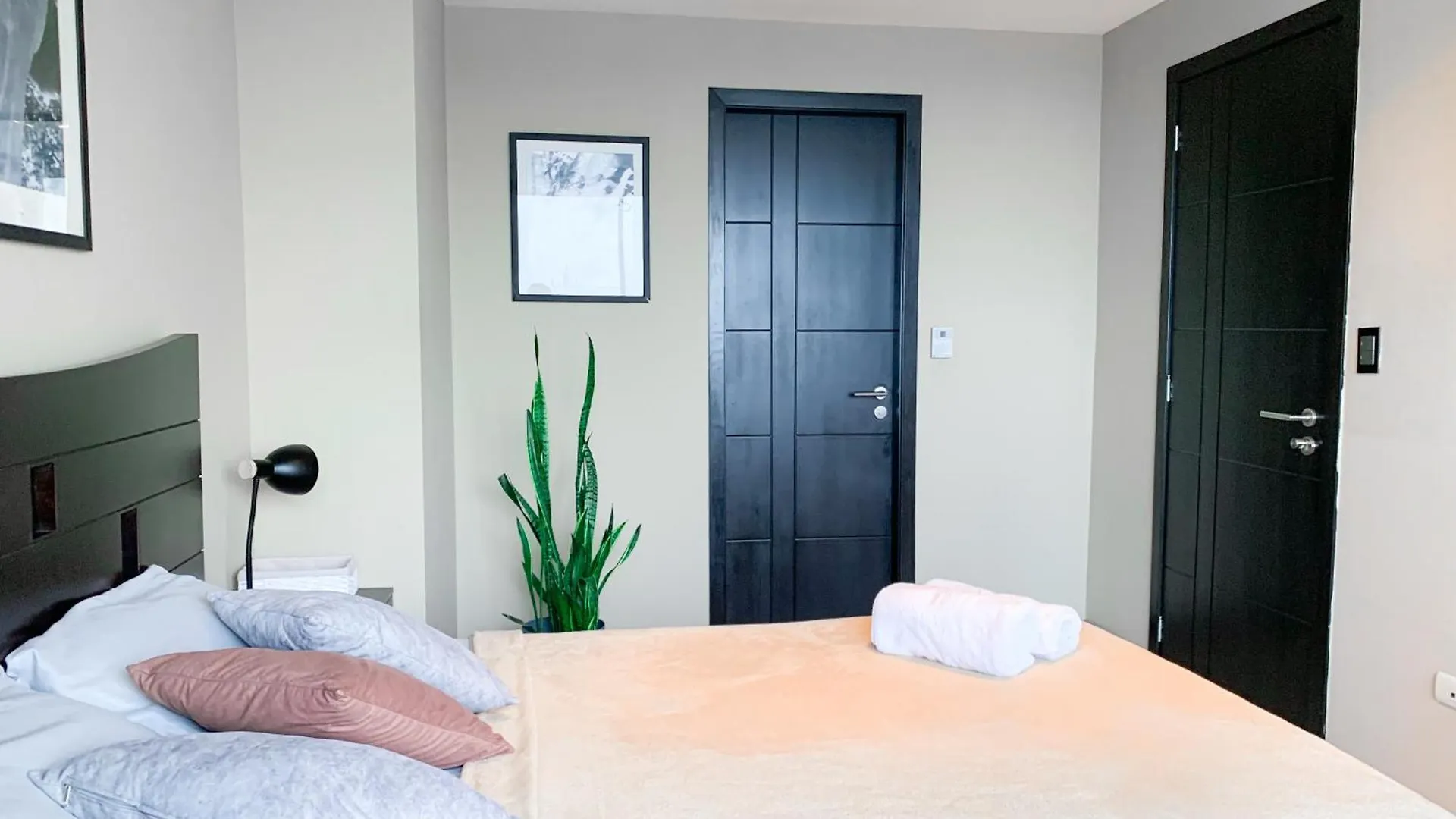 Departamentos De Lujo En Puerto Santa Ana, Guayaquil Ecuador Apartment