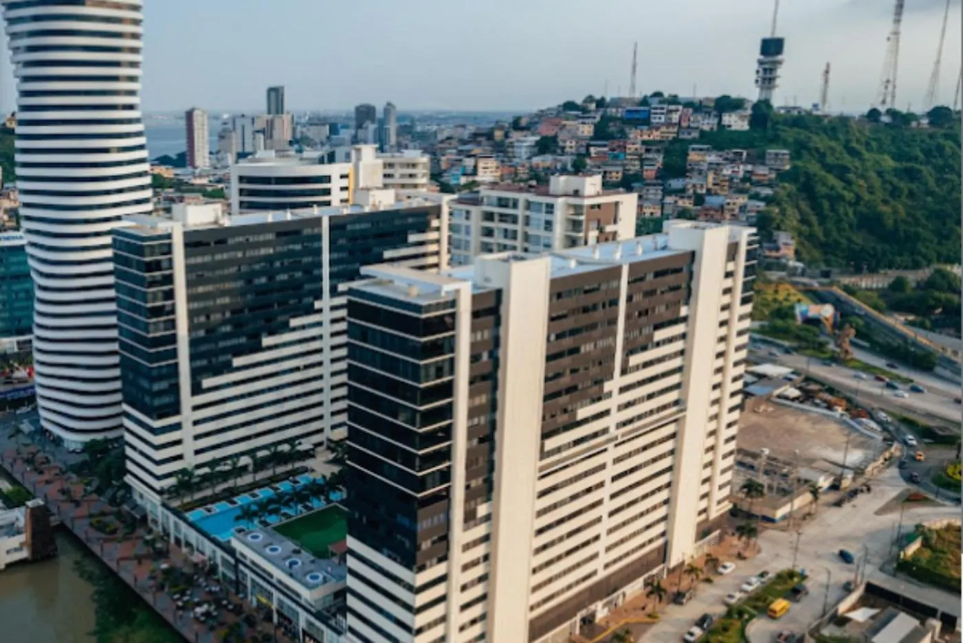 Departamentos De Lujo En Puerto Santa Ana, Guayaquil Ecuador Apartment
