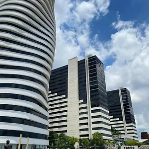 Puerto Santa Ana, Torres Bellini, 2 Dormitorios, Parqueo Guayaquil